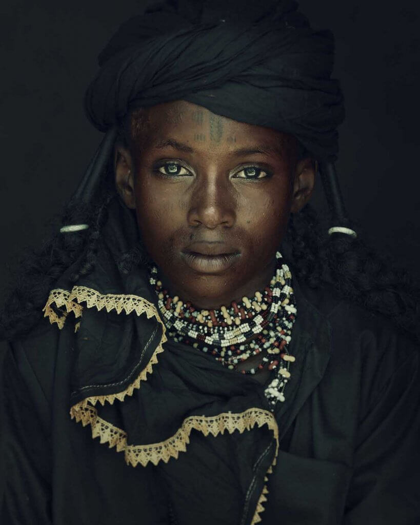 Photo - Jimmy Nelson - Wodaabe - Chad - Homage to Humanity - Fine Art - Skira - Italy - Expositie - Gallery - Art - Jimmy Nelson - Kunst - Jimmynelsonsonmilano - Humanity - Pallazo Reale